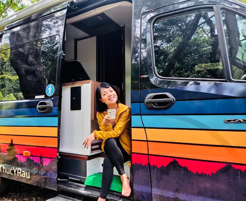 MC Bạch Dương Hành trình Văn hóa: 47 tuổi vẫn trẻ đẹp, cuộc sống nhiều người mơ - Ảnh 6.