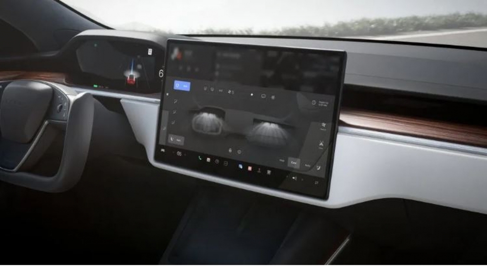 Tesla sẽ lắp màn hình xoay cho các mẫu xe mới? - Ảnh 3.