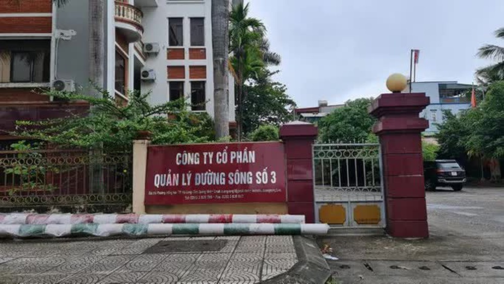 Bắt 3 lãnh đạo Công ty CP Quản lý đường sông số 3 - Ảnh 1.