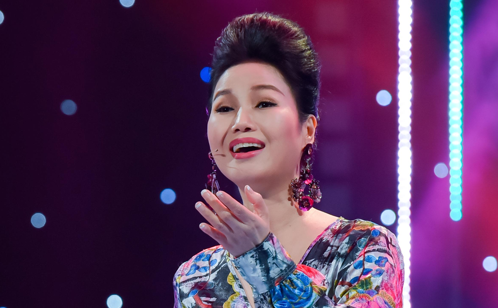 Ca sĩ Thùy Trang: "Tôi đọc báo mỗi ngày bằng giọng Bắc để tập hát Bolero"