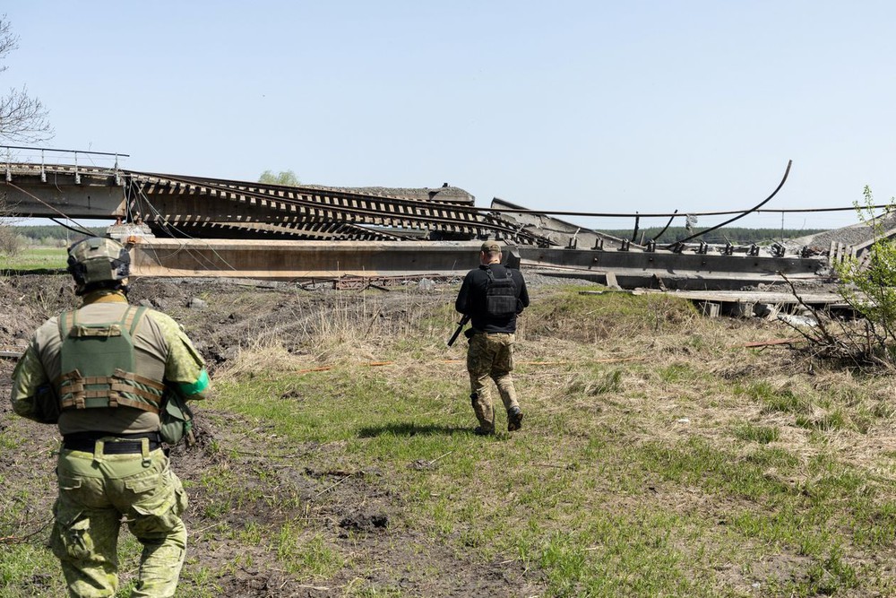 Cuộc chiến giành giật mạng đường sắt giữa Nga và Ukraine ở Donbass - Ảnh 2.