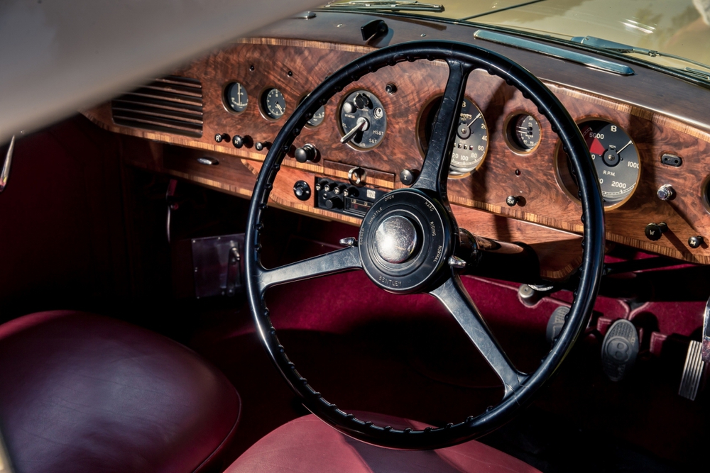 Bentley kỷ niệm 70 năm sản xuất chiếc Continental đầu tiên - Ảnh 8.