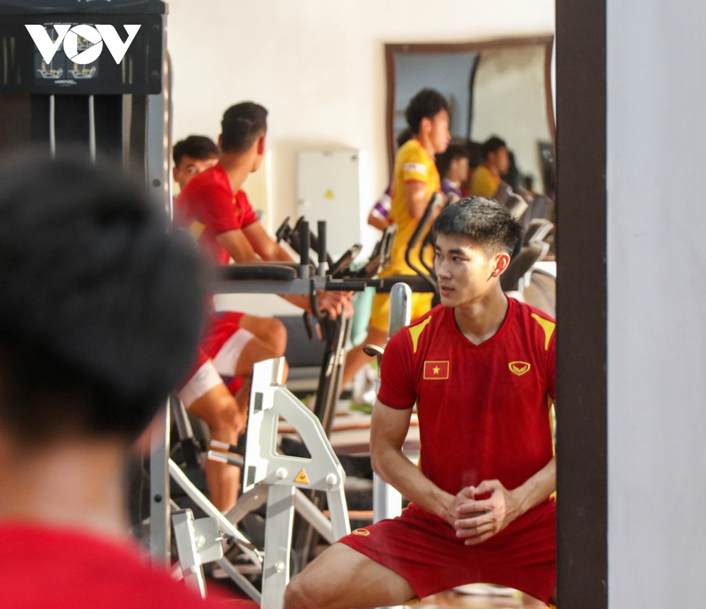 U23 Việt Nam nạp lại năng lượng sau khi vào tứ kết U23 châu Á 2022 - Ảnh 1.