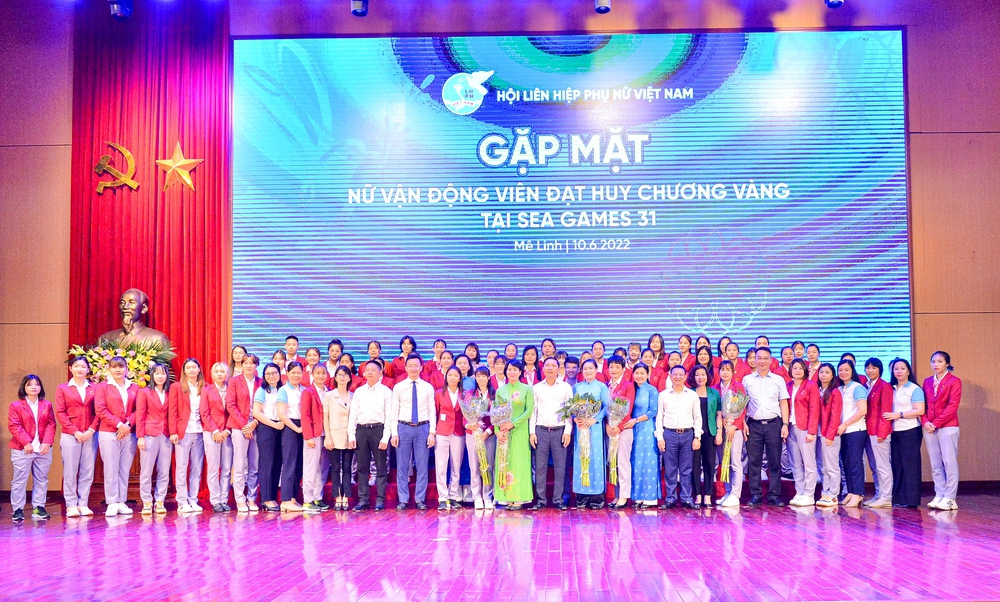 Huỳnh Như và các nữ vận động viên Việt Nam quyết tâm mang tinh thần quật khởi của Hai Bà Trưng đến World Cup - Ảnh 10.
