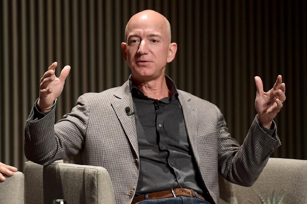 Bộ sưu tập phương tiện đi lại triệu đô của tỷ phú Jeff Bezos - Ảnh 1.