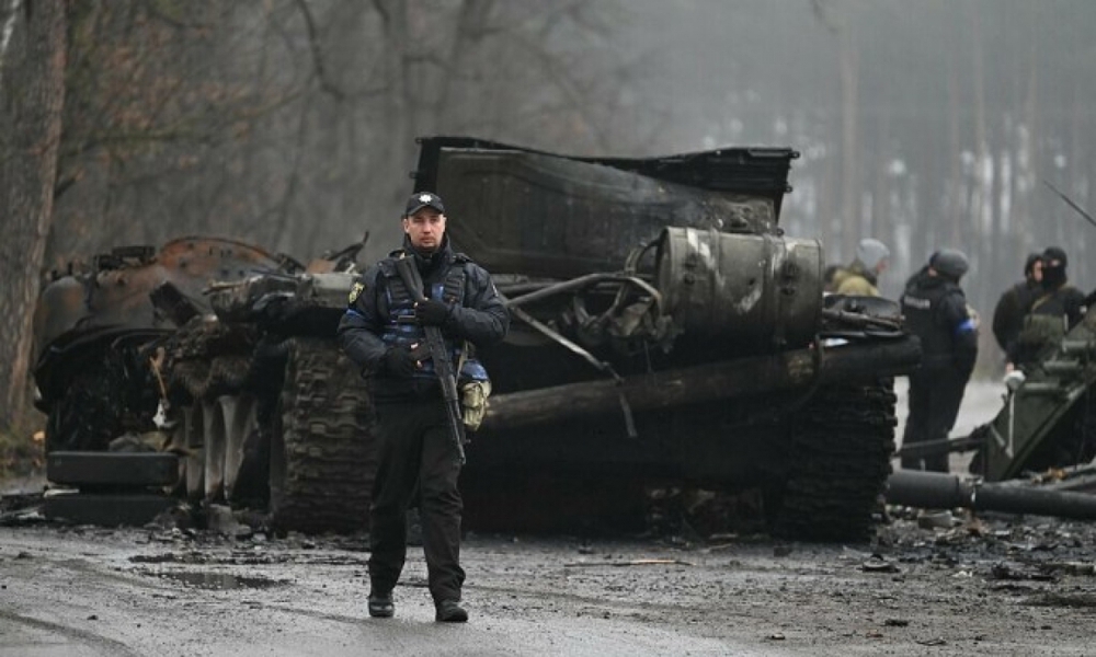 Giao tranh ác liệt tại Donbass bộc lộ hạn chế của cả Nga và Ukraine - Ảnh 2.