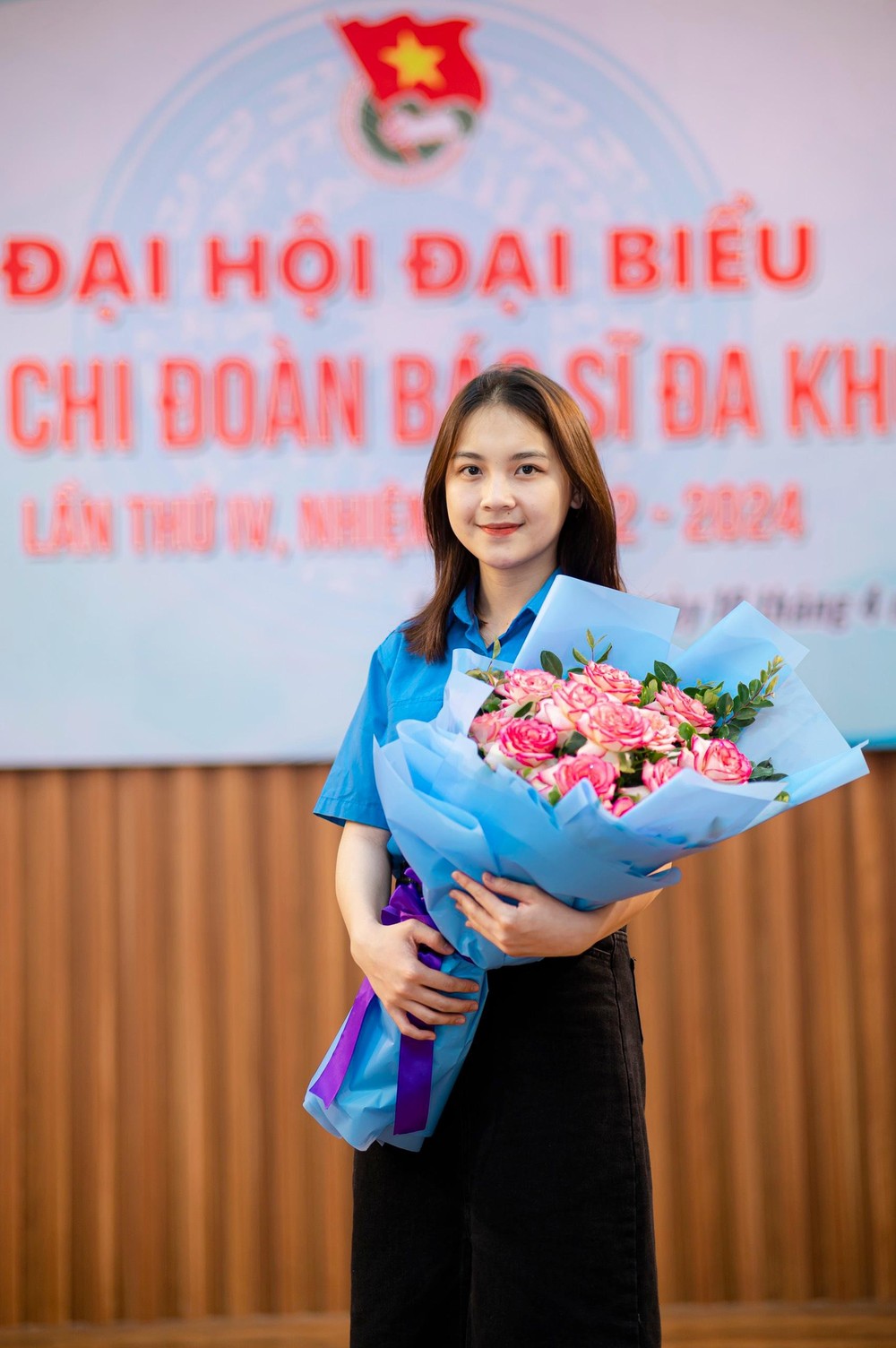 Nữ sinh tài sắc vẹn toàn của trường Đại học Y Dược - Đại học Thái Nguyên - Ảnh 2.