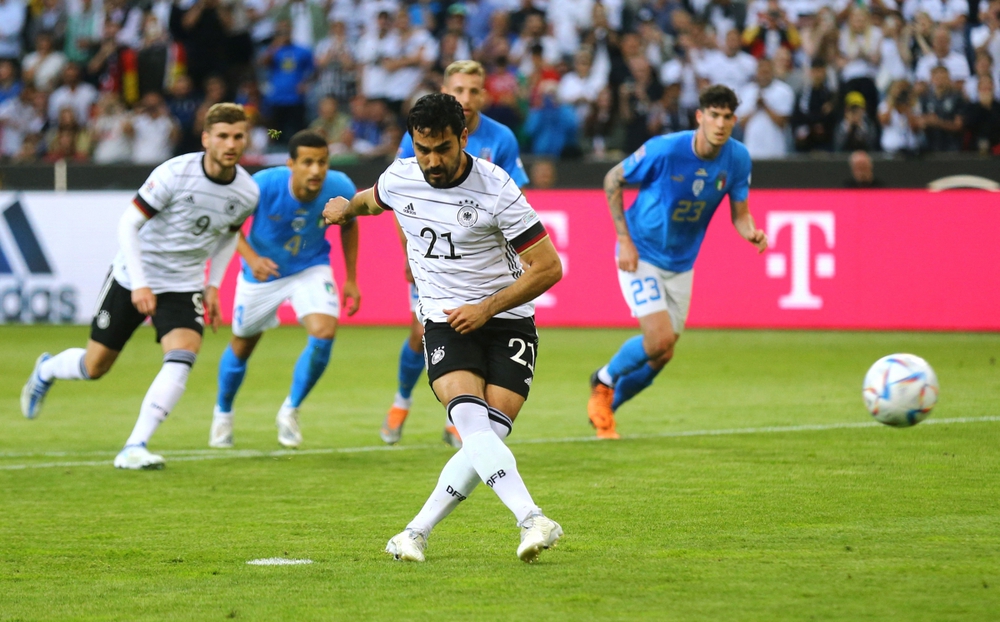 Ghi 5 bàn dễ như đá tập, Đức đại thắng Italia ở Nations League - Ảnh 2.