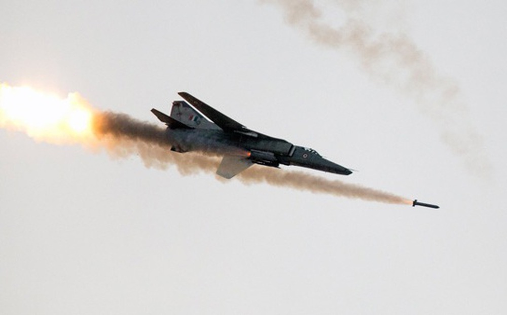 Sức mạnh trớ trêu của 'đôi cánh ma thuật' MiG-27: Một thời huy hoàng và 3 lần 'hút chết'