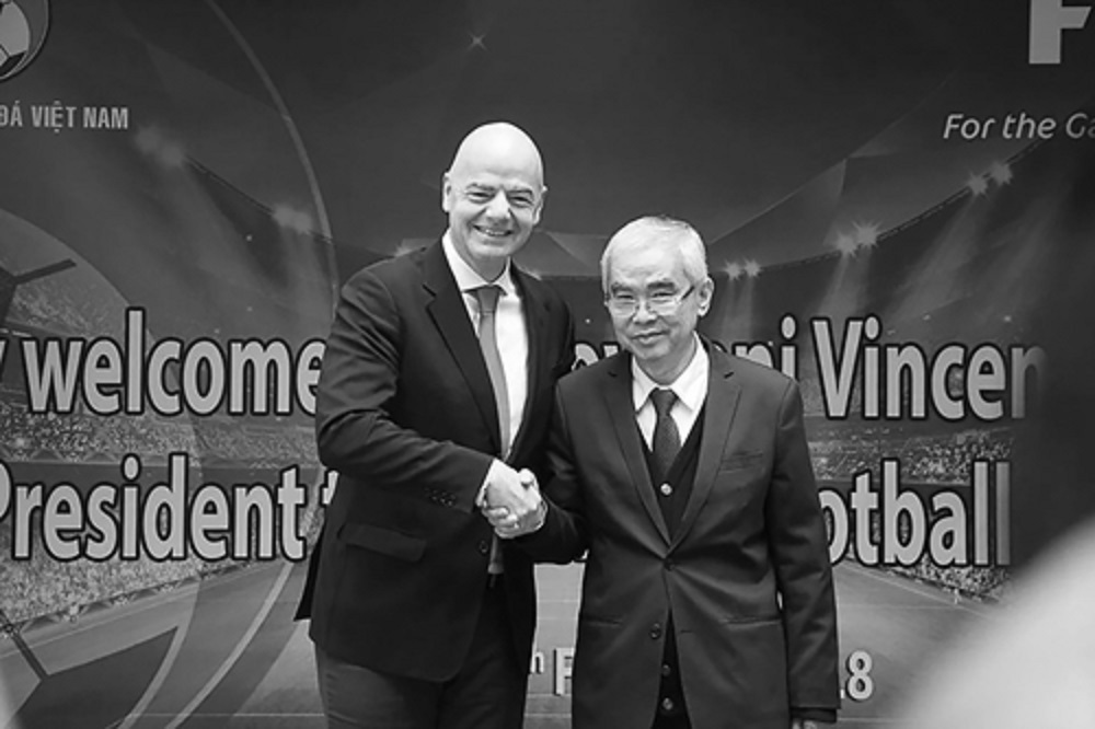 Chuyện ông Dũng đầu bạc và bóng đá Việt - Ảnh 1.