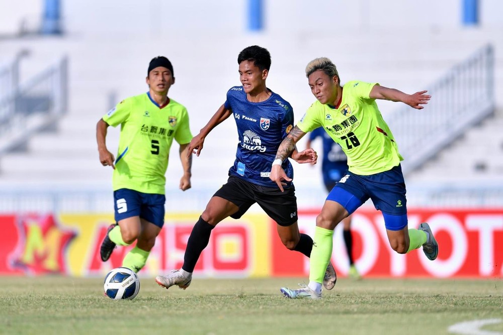 HLV Thái Lan tiết lộ điều lo ngại nhất trước ngày chạm trán U19 Việt Nam - Ảnh 1.