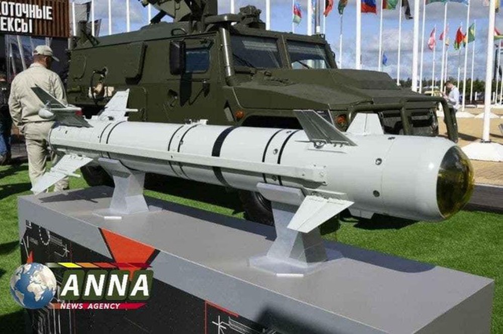 Nga đưa vào sử dụng tên lửa không đối đất chính xác cao cho trực thăng ở Ukraine - Ảnh 4.
