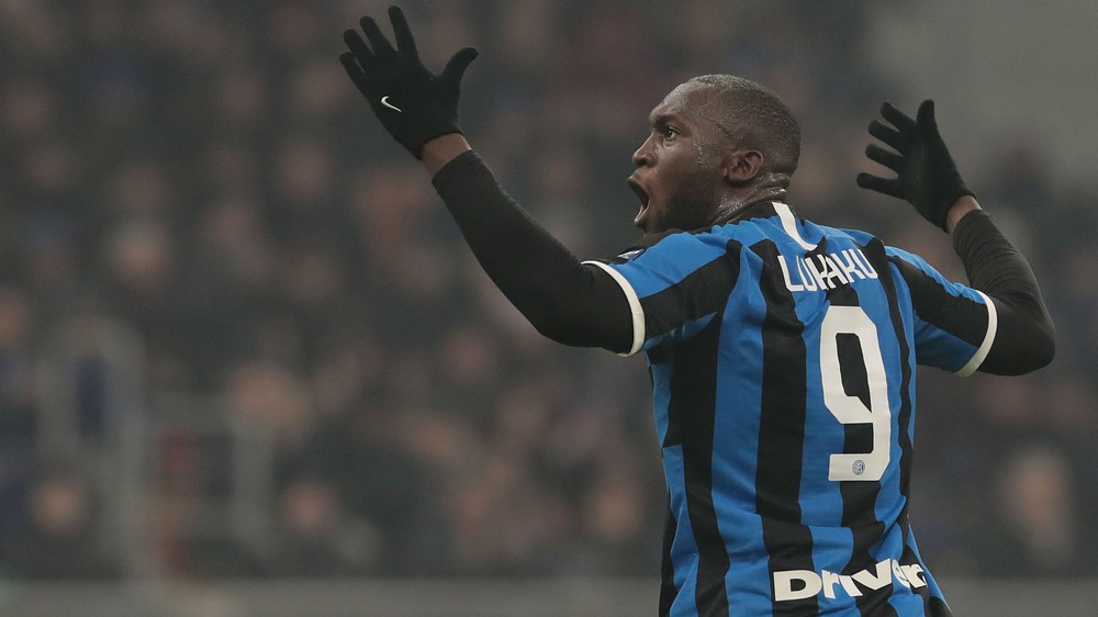 Đào thoát khỏi Chelsea, Lukaku lại gặp rắc rối với CĐV Inter - Ảnh 1.