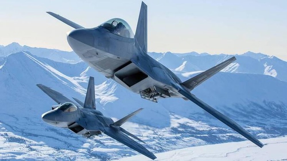 Đâu là lý do khiến Mỹ dự định cho tiêm kích F-22 nghỉ hưu sớm? - Ảnh 1.