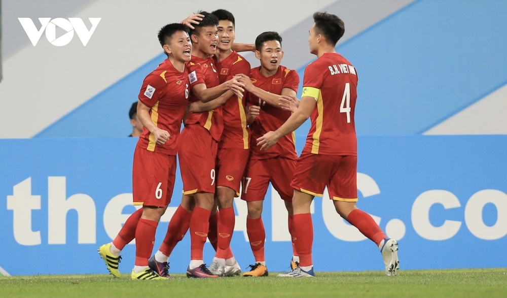 Hà Nội FC thưởng 3 tỷ đồng cho dàn tuyển thủ U23 Việt Nam - Ảnh 1.