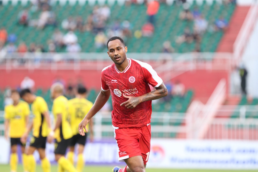 TRỰC TIẾP Viettel 1-1 Young Elephants: CLB Lào khiến đại gia Việt Nam ngỡ ngàng - Ảnh 1.