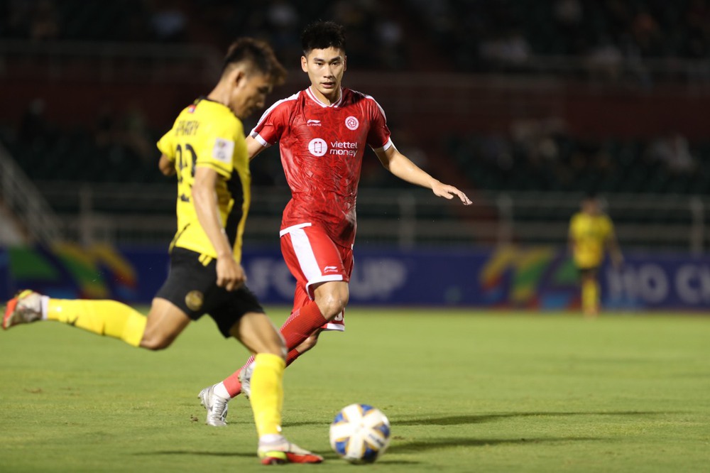 TRỰC TIẾP Viettel FC vs Phnom Penh Crown: CLB Campuchia tạo cú sốc cho đại gia Việt Nam? - Ảnh 1.