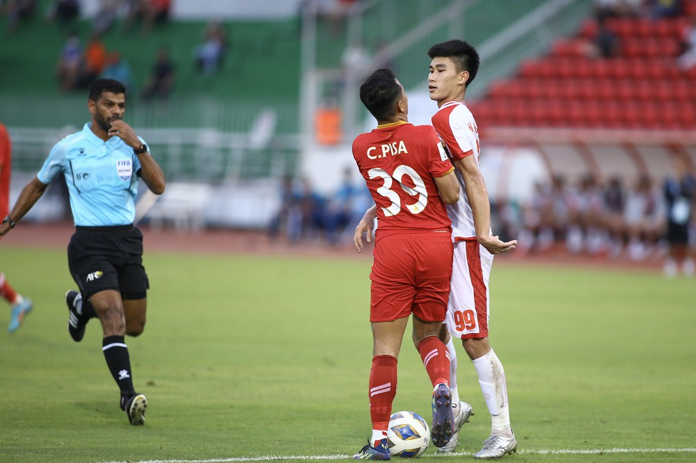 TRỰC TIẾP Viettel 1-0 Phnom Penh Crown: CLB Việt Nam vượt đối thủ Campuchia bằng siêu phẩm - Ảnh 1.