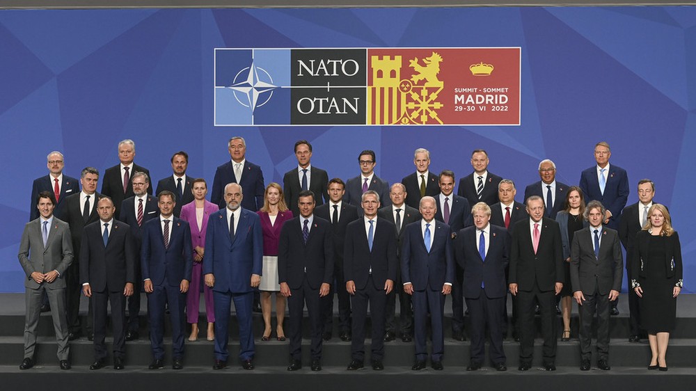 NATO thừa nhận đã chuẩn bị cho xung đột với Nga từ năm 2014 - Ảnh 1.