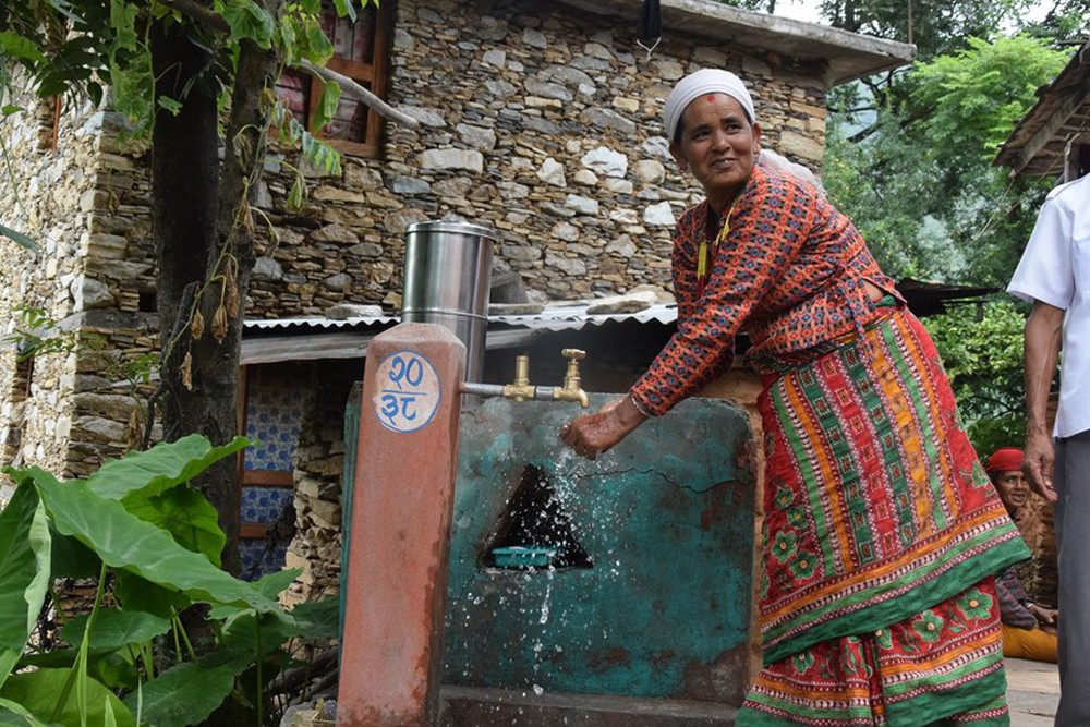 Khi nước ẩn chứa một mối đe dọa vô hình: Vết sẹo do nhiễm độc thạch tín ở Nepal - Ảnh 1.
