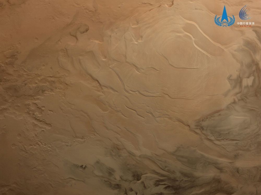 Tàu vũ trụ Trung Quốc chụp được hình ảnh toàn bộ sao Hỏa - Ảnh 4.