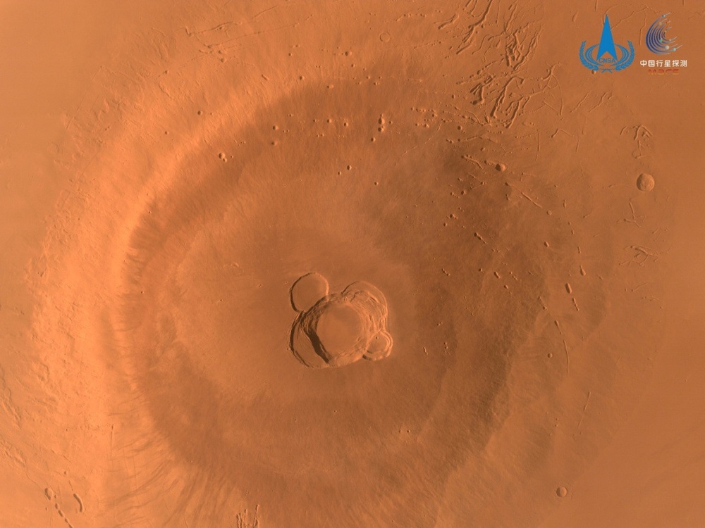 Tàu vũ trụ Trung Quốc chụp được hình ảnh toàn bộ sao Hỏa - Ảnh 5.