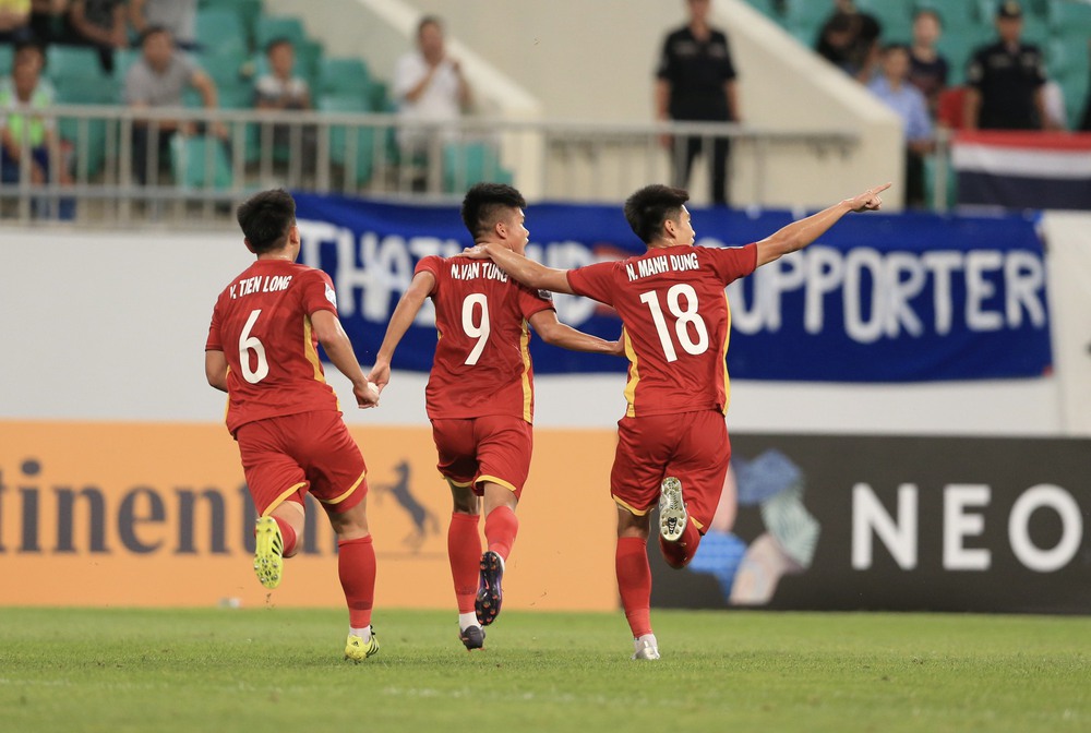 Nhà báo Indonesia: U23 Việt Nam chẳng biết sợ là gì, họ sẽ khiến U23 Hàn Quốc phải sốc - Ảnh 1.