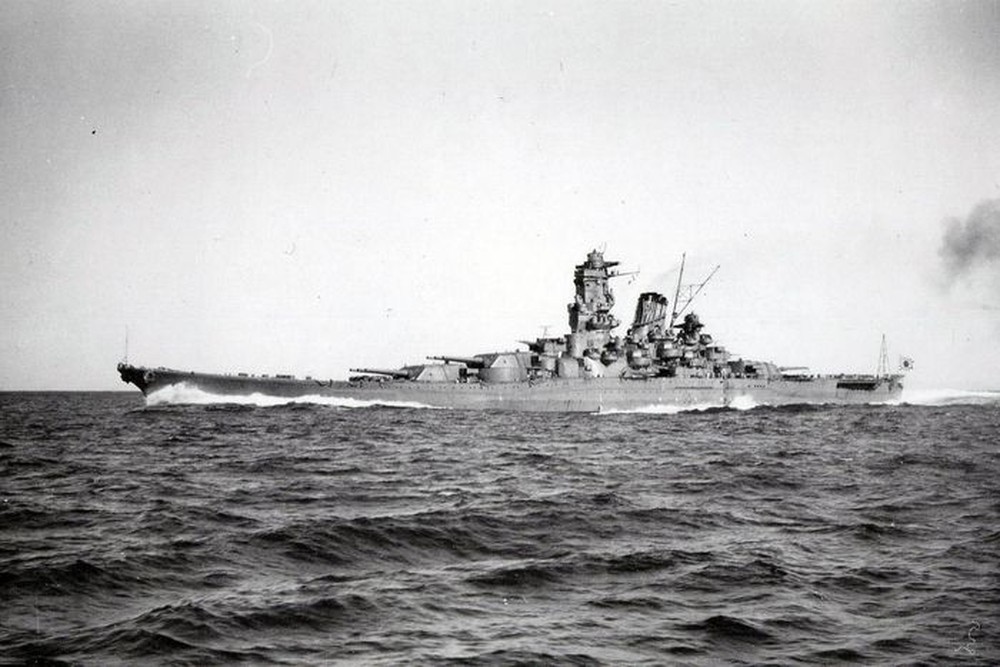 Soái hạm Moskva chìm gợi lại những trận hải chiến khốc liệt từ Thế chiến 2  - Ảnh 2.