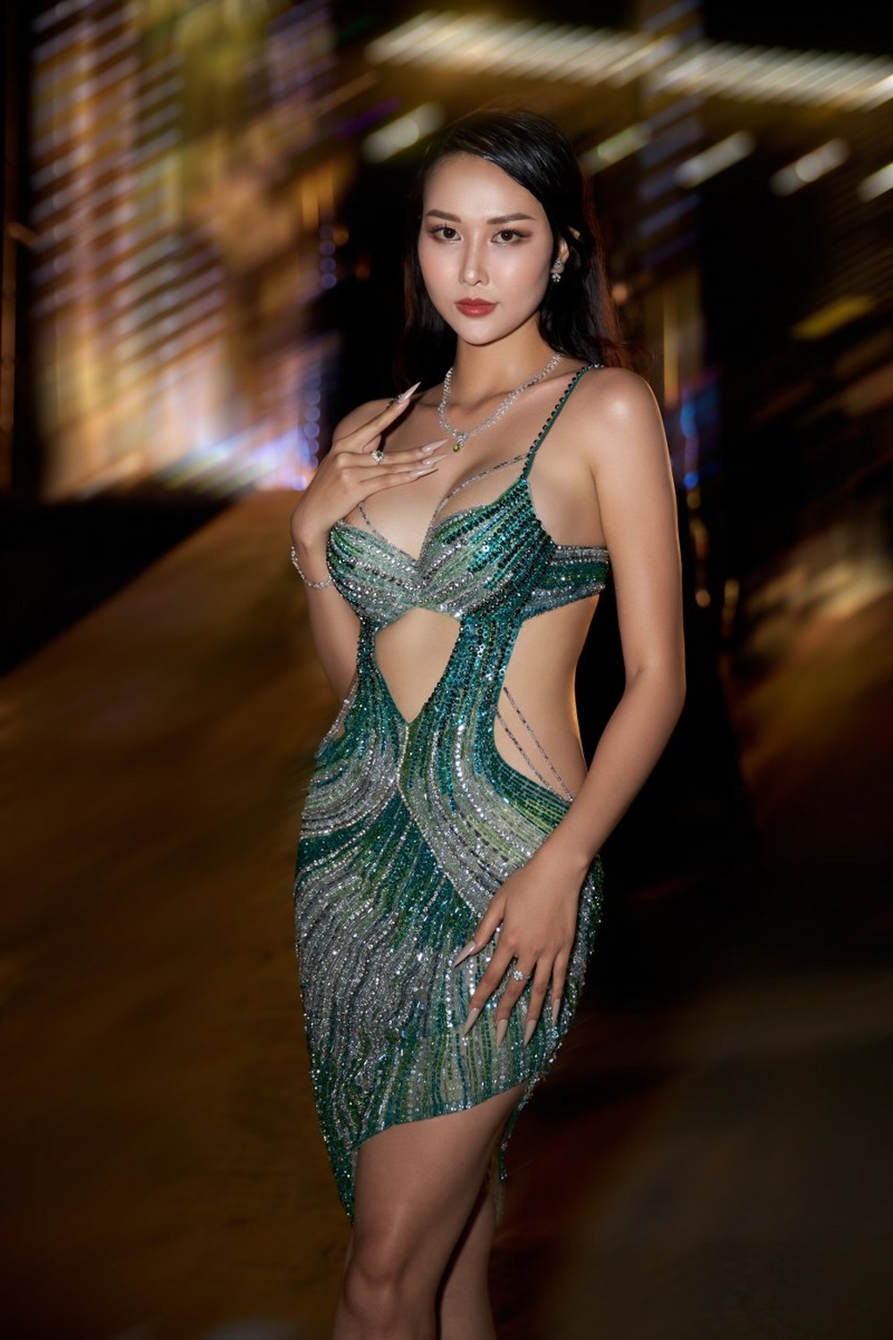 Á hậu Đặng Thanh Ngân và á khôi Phương Thanh catwalk ấn tượng - Ảnh 5.