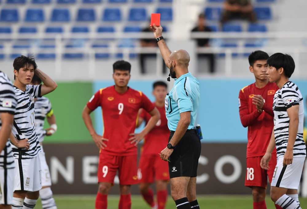 “U23 Việt Nam không còn bị khớp, mạnh dạn chơi đôi công với các đội tốp đầu châu Á” - Ảnh 3.