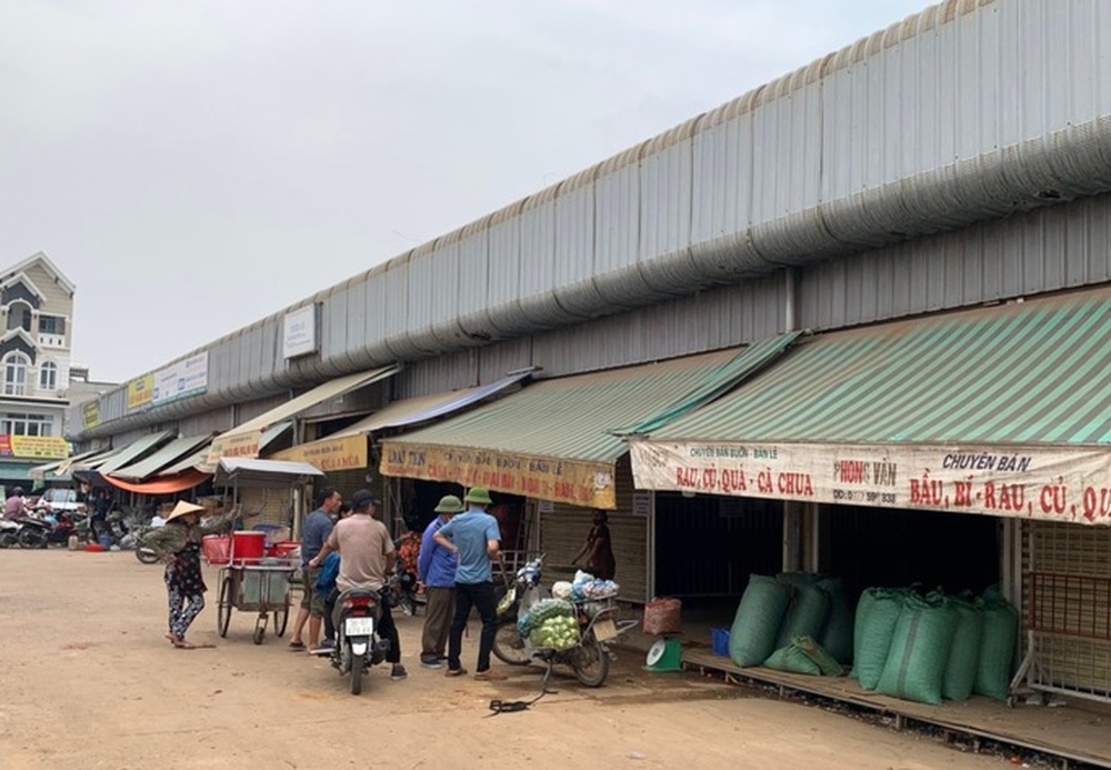   A man was stabbed to death at the largest wholesale market in Thanh Hoa - Photo 1.