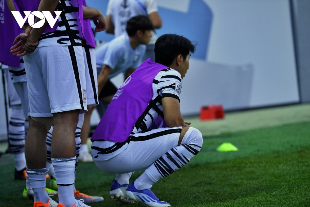 Lee Kang-in sững sờ khi chiêm ngưỡng siêu phẩm của Vũ Tiến Long vào lưới U23 Hàn Quốc - Ảnh 12. Lee Kang-in sững sờ khi chiêm ngưỡng siêu phẩm của Vũ Tiến Long vào lưới U23 Hàn Quốc - Ảnh 12.