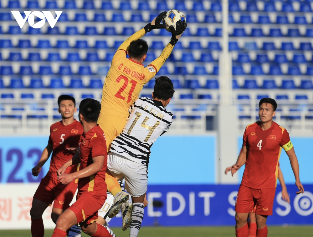 Lee Kang-in sững sờ khi chiêm ngưỡng siêu phẩm của Vũ Tiến Long vào lưới U23 Hàn Quốc - Ảnh 3.