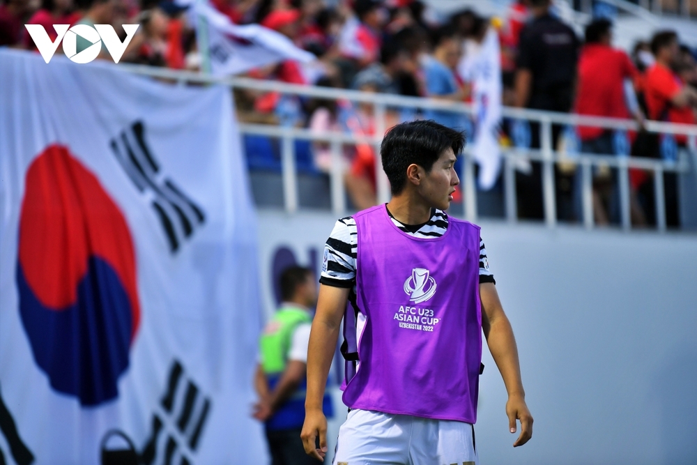 Lee Kang-in sững sờ khi chiêm ngưỡng siêu phẩm của Vũ Tiến Long vào lưới U23 Hàn Quốc - Ảnh 6.