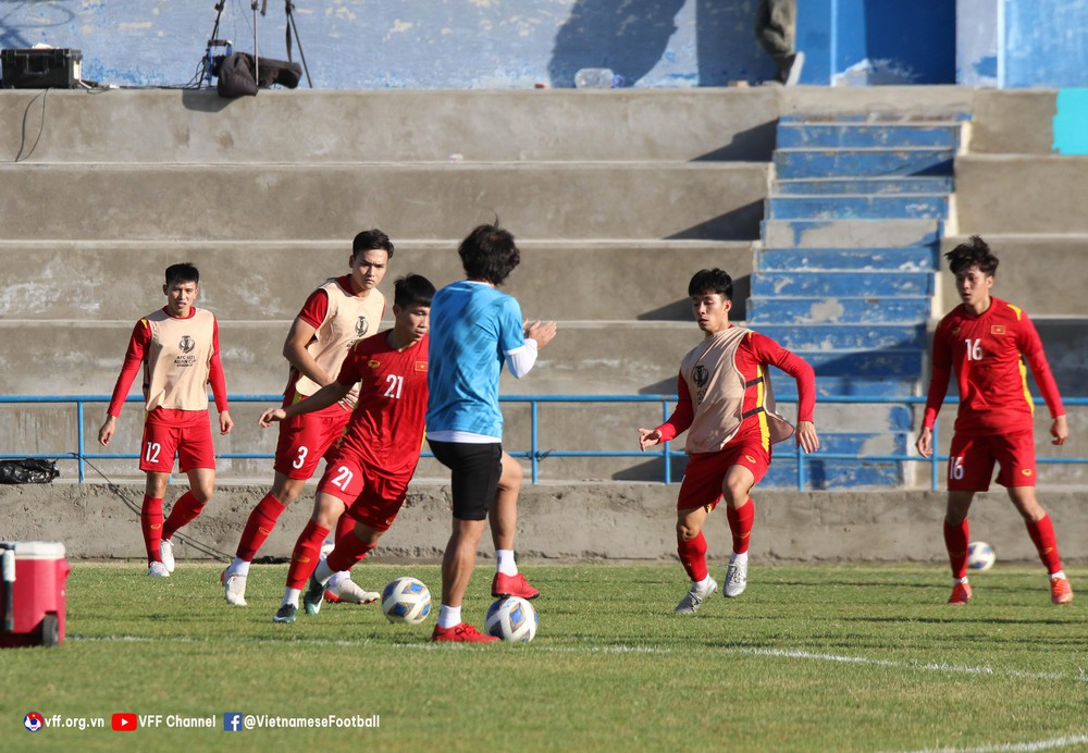 U23 Việt Nam giải toả áp lực, sẵn sàng quyết đấu U23 Malaysia - Ảnh 9.