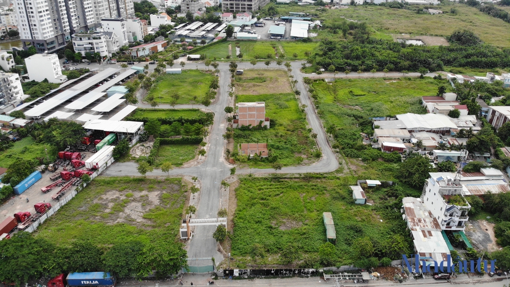 Dự án Lotus Residence sau 6 năm mở bán vẫn chỉ là bãi đất trống - Ảnh 1.