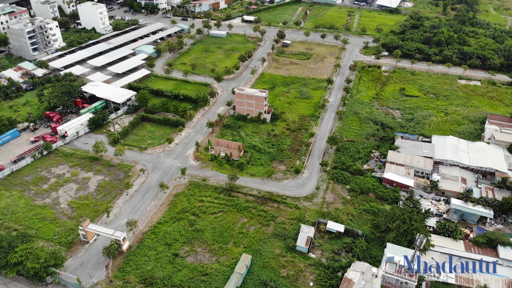 Dự án Lotus Residence sau 6 năm mở bán vẫn chỉ là bãi đất trống - Ảnh 2.