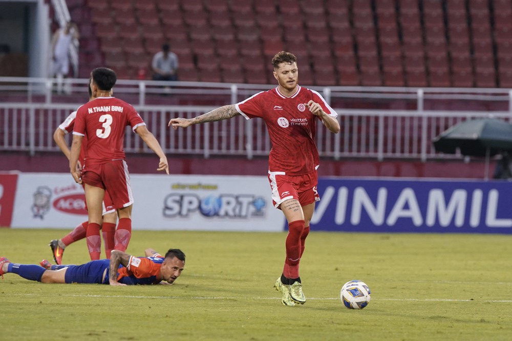 AFC Cup: Bóng đá Việt Nam vượt qua đối thủ lớn; CLB Campuchia bị loại đầy cay đắng - Ảnh 1.