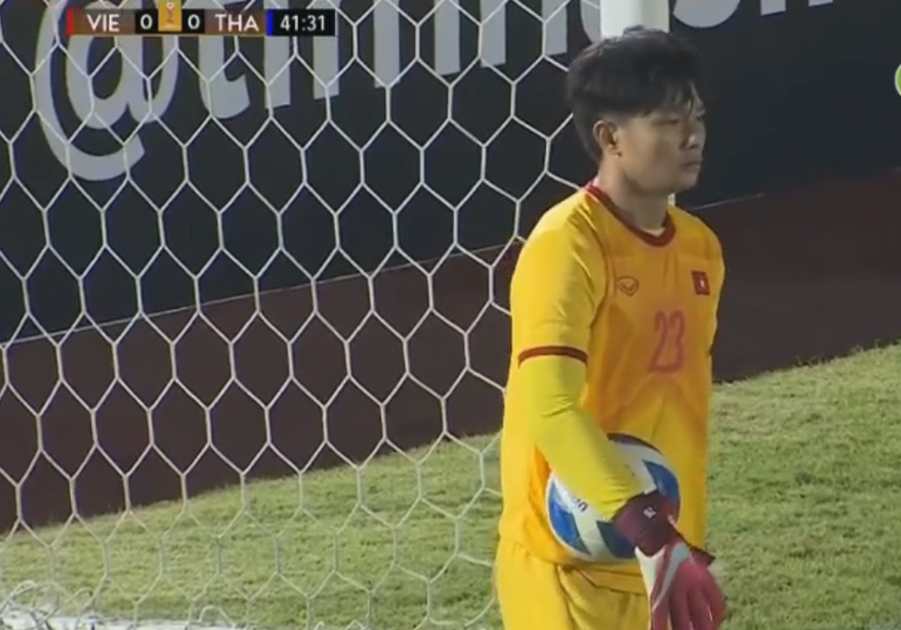 TRỰC TIẾP Bóng đá U19 Việt Nam 0-0 U19 Thái Lan: U19 Thái Lan chịu áp lực khủng khiếp - Ảnh 1.