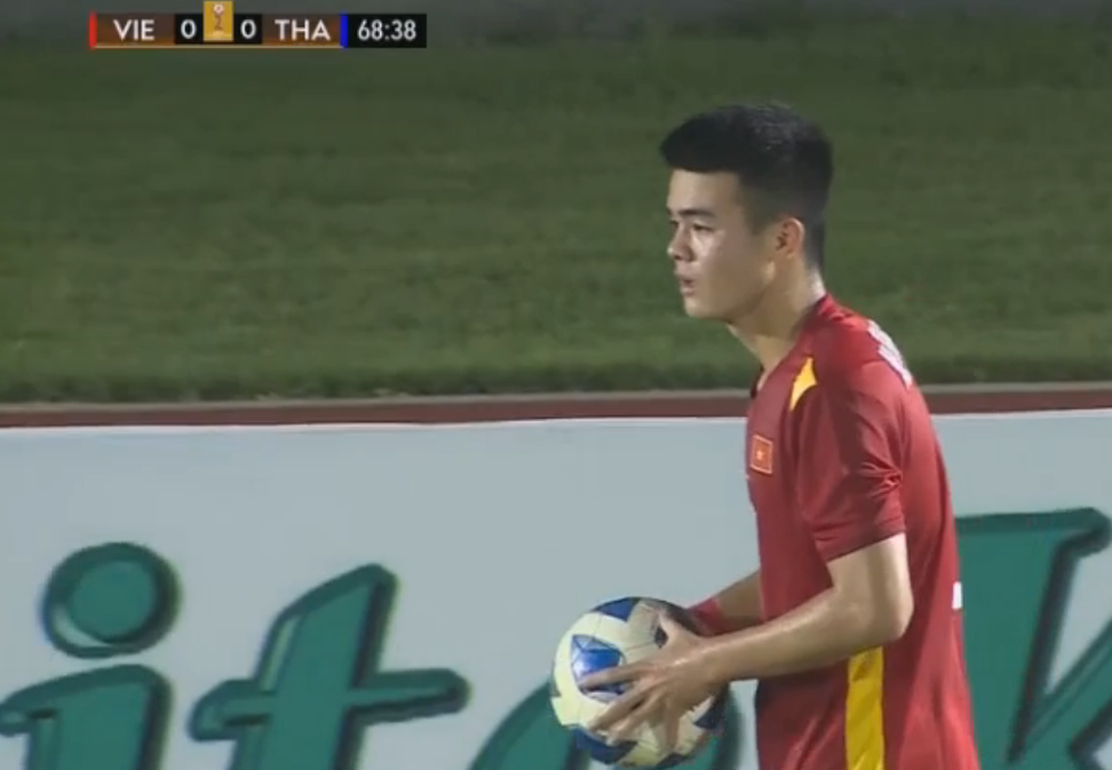 TRỰC TIẾP Bóng đá U19 Việt Nam 0-0 U19 Thái Lan: Trận đấu trở nên đầy căng thẳng - Ảnh 1.