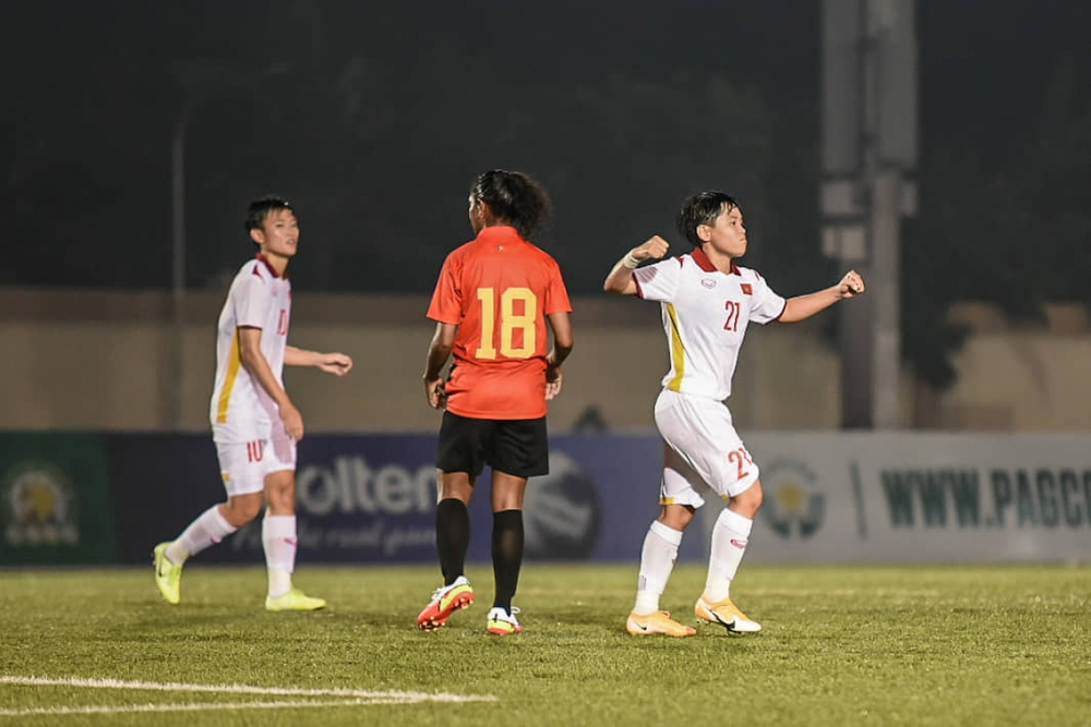 Sao trẻ ĐT nữ Việt Nam quyết tâm cùng đồng đội vào chung kết AFF Cup nữ 2022 - Ảnh 1.