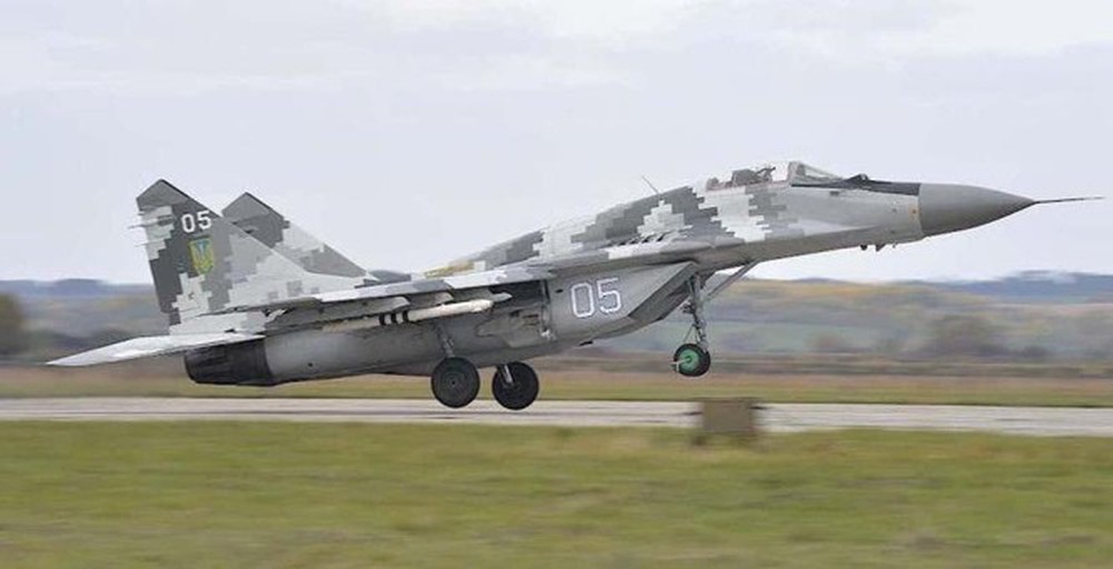 Tiêm kích Su-35S của Nga bắn hạ 3 máy bay chiến đấu của Ukraine tại Donetsk - Ảnh 2.