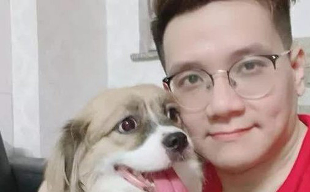 Nhâm Hoàng Khang hack Facebook "Đạo diễn Hoa Hạ" đưa thông tin cho bà Phương Hằng