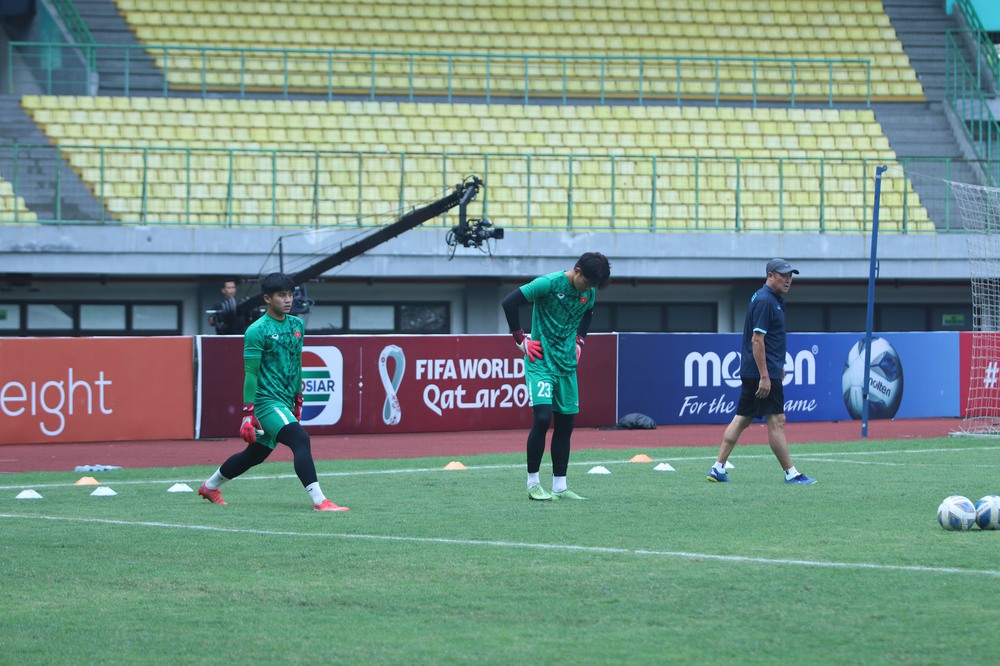 TRỰC TIẾP Bóng đá U19 Việt Nam vs U19 Thái Lan: Cuộc thư hùng vì danh dự - Ảnh 1.