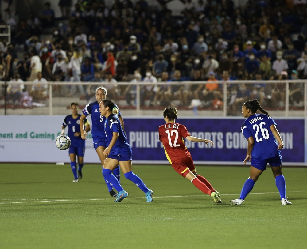 TRỰC TIẾP Việt Nam 0-1 Philippines: ĐT Việt Nam bất ngờ nhận bàn thua - Ảnh 1.