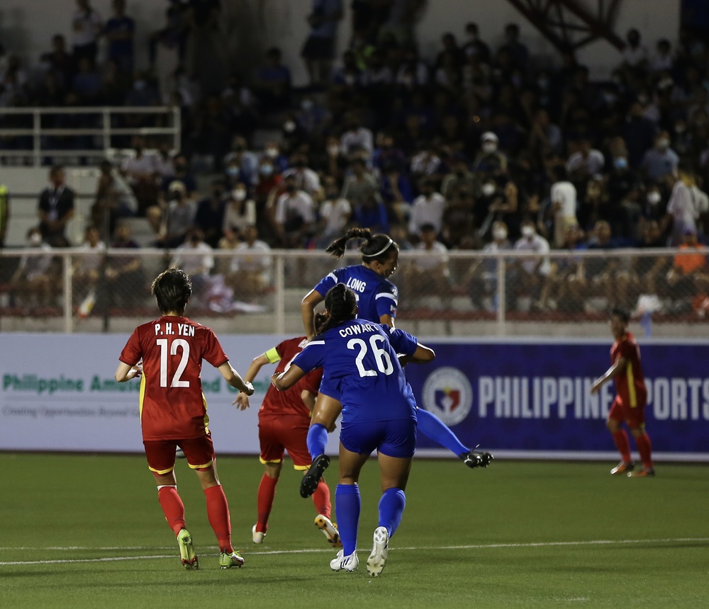 TRỰC TIẾP Việt Nam vs Philippines: Thế trận đầy căng thẳng với ĐT Việt Nam - Ảnh 3.