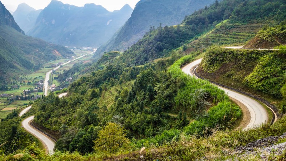 Khách Tây tận hưởng Việt Nam bằng 2 bánh vì tò mò: Việt Nam đâu cũng thú vị, bình yên - Ảnh 1.