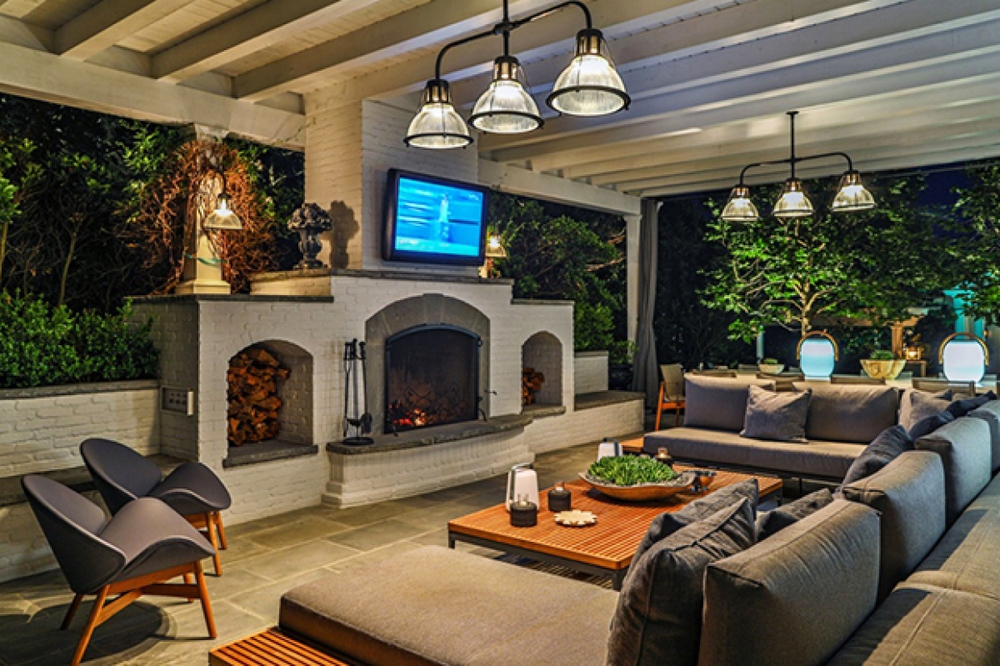 Bên trong dinh thự tuyệt đẹp giá 52 triệu USD của Adam Levine - Ảnh 16.