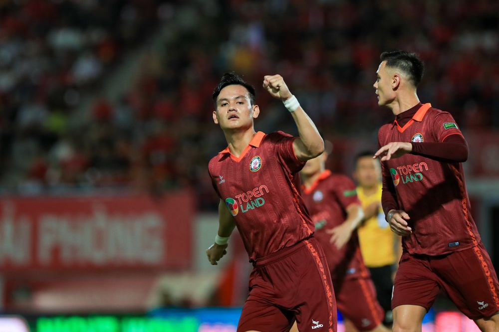 Chơi một trận đầy quả cảm, Nam Định khiến đại gia V.League “ôm hận” - Ảnh 4.