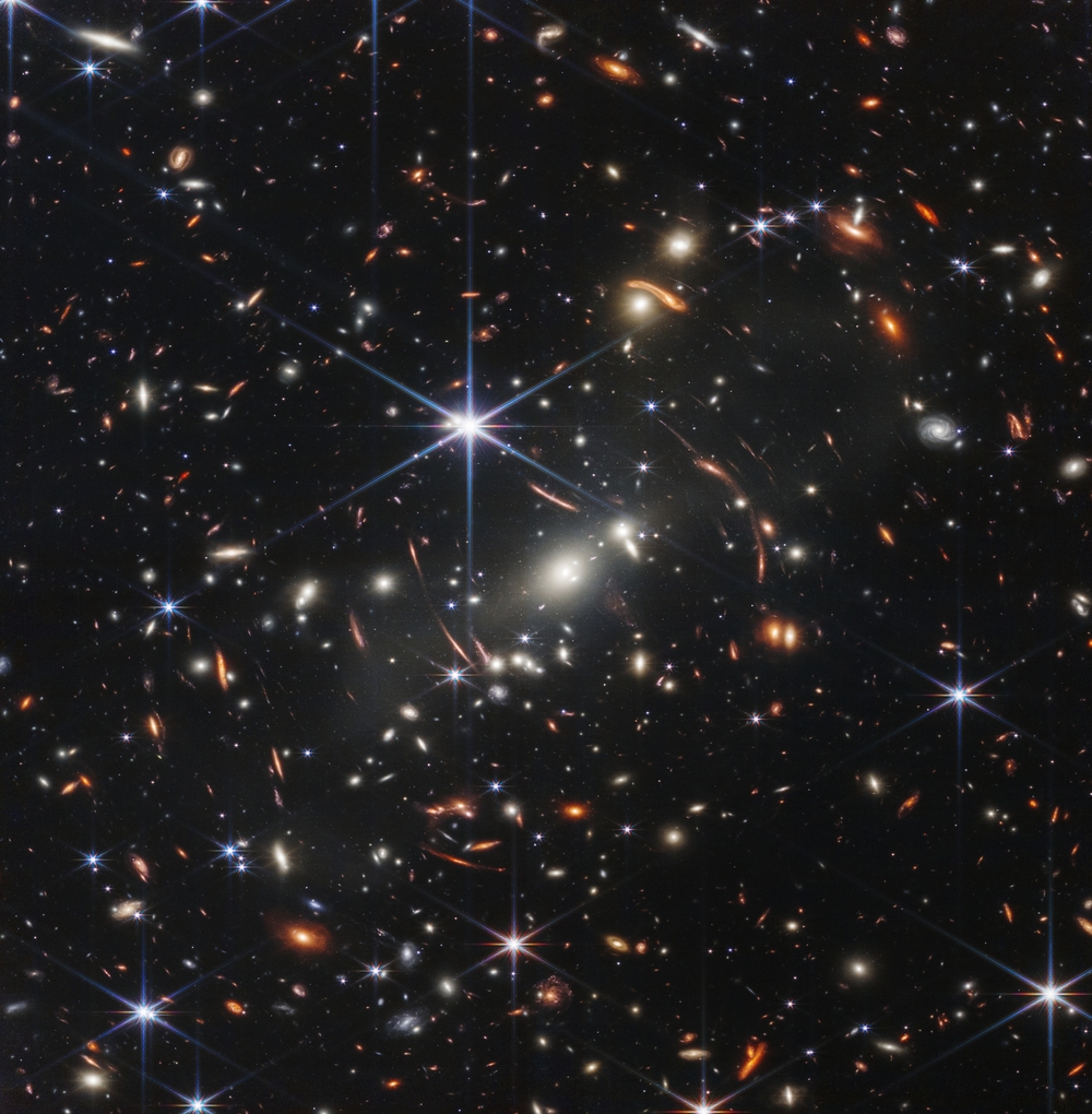 James Webb và Hubble: Sự so sánh đầy suy nghĩ! - Ảnh 2.